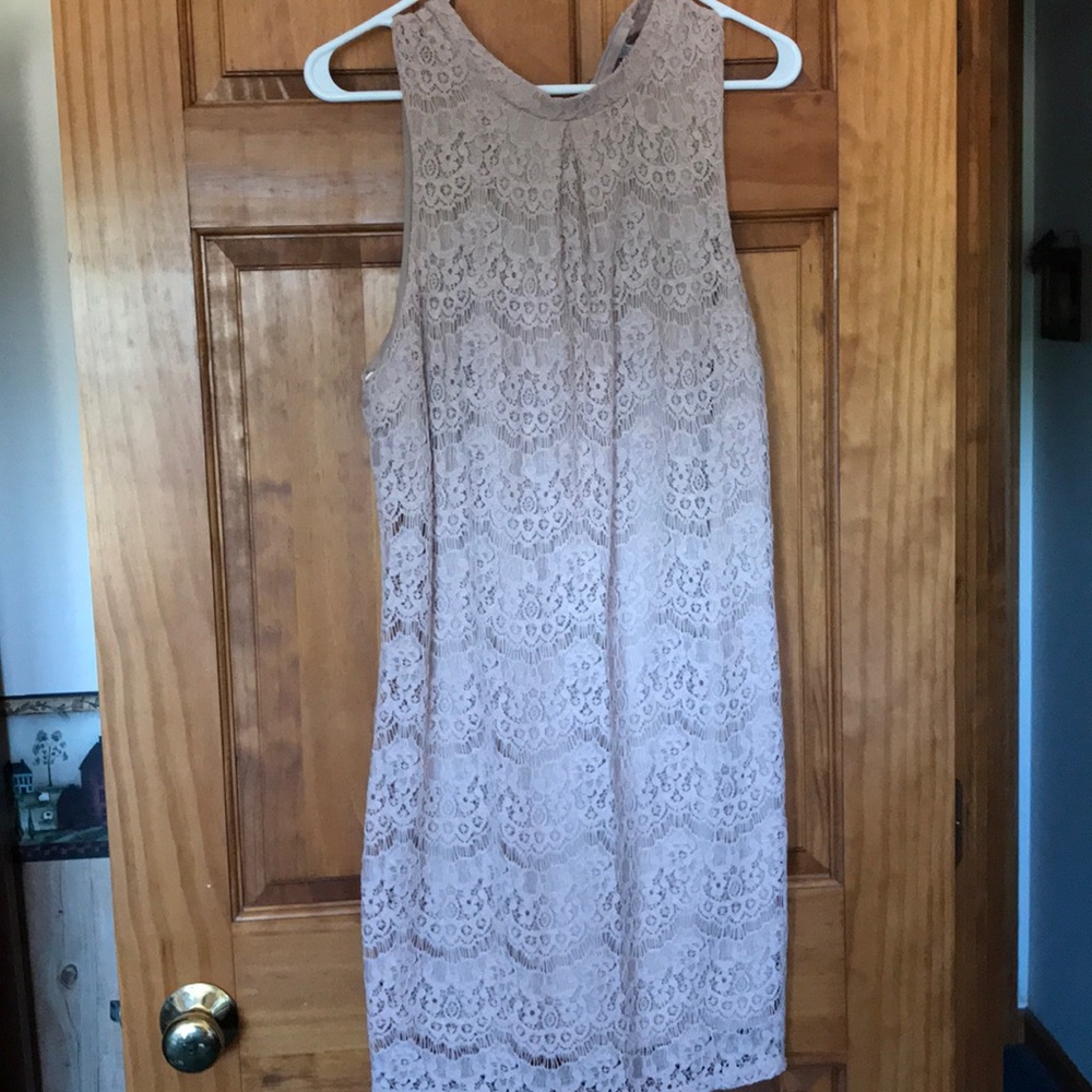 Light pink/cream lace dress